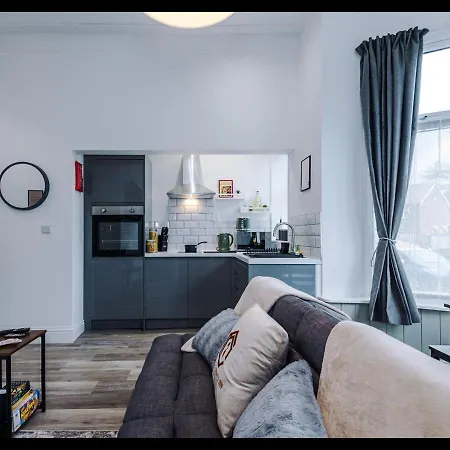 Entire Cozy Apt, Prime Location & Free Parking Mánchester Exterior foto
