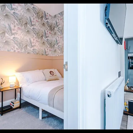Entire Cozy Apt, Prime Location & Free Parking Mánchester Exterior foto