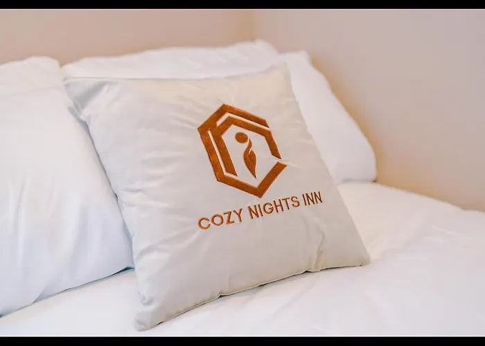 Entire Cozy Apt, Prime Location & Free Parking